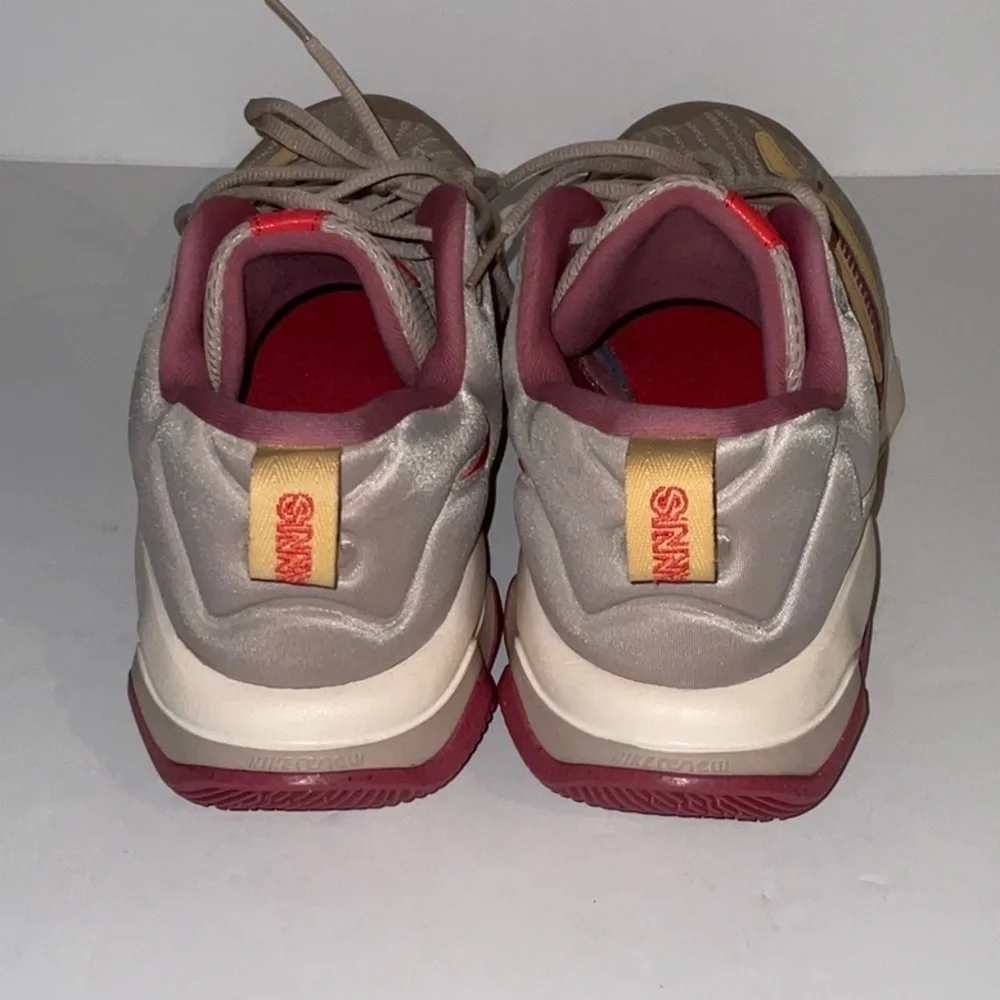 NWOT, Nike Giannis Immortality 3 Basketball, Men’s 11.5